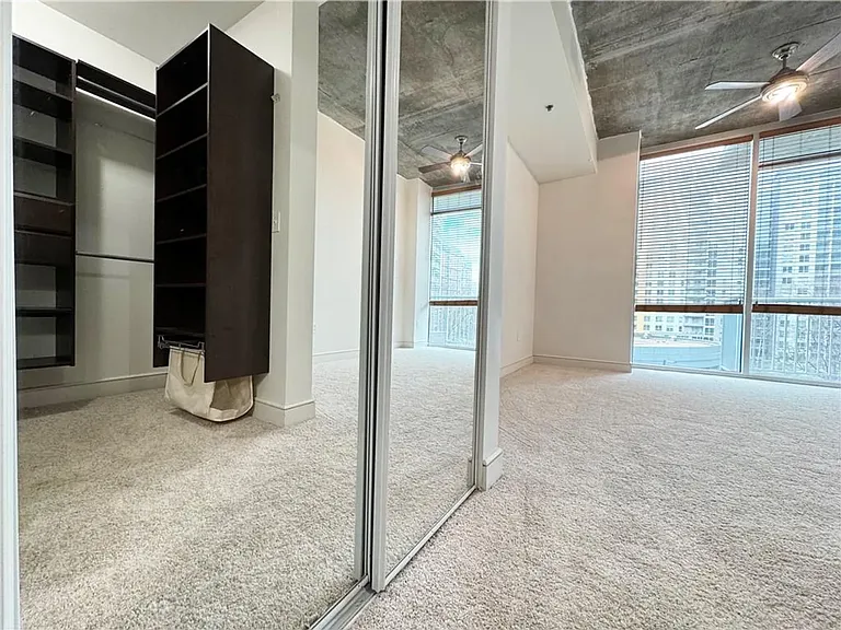 950 W Peachtree St NW — Photo 14