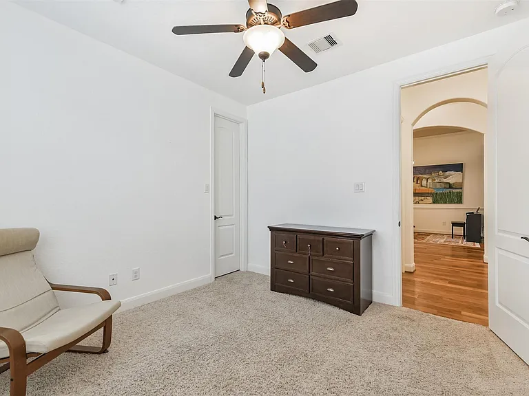 23 Langstone Pl — Photo 25