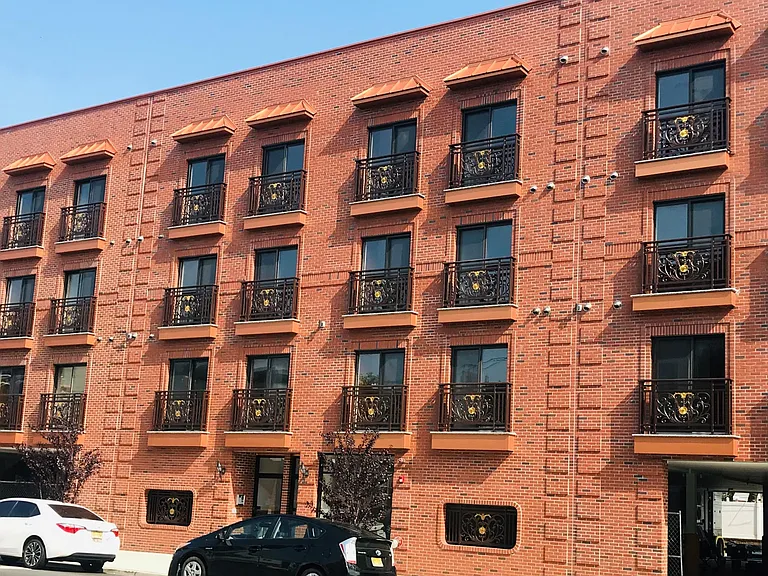 730 Harrison Ave #11 — Photo 7