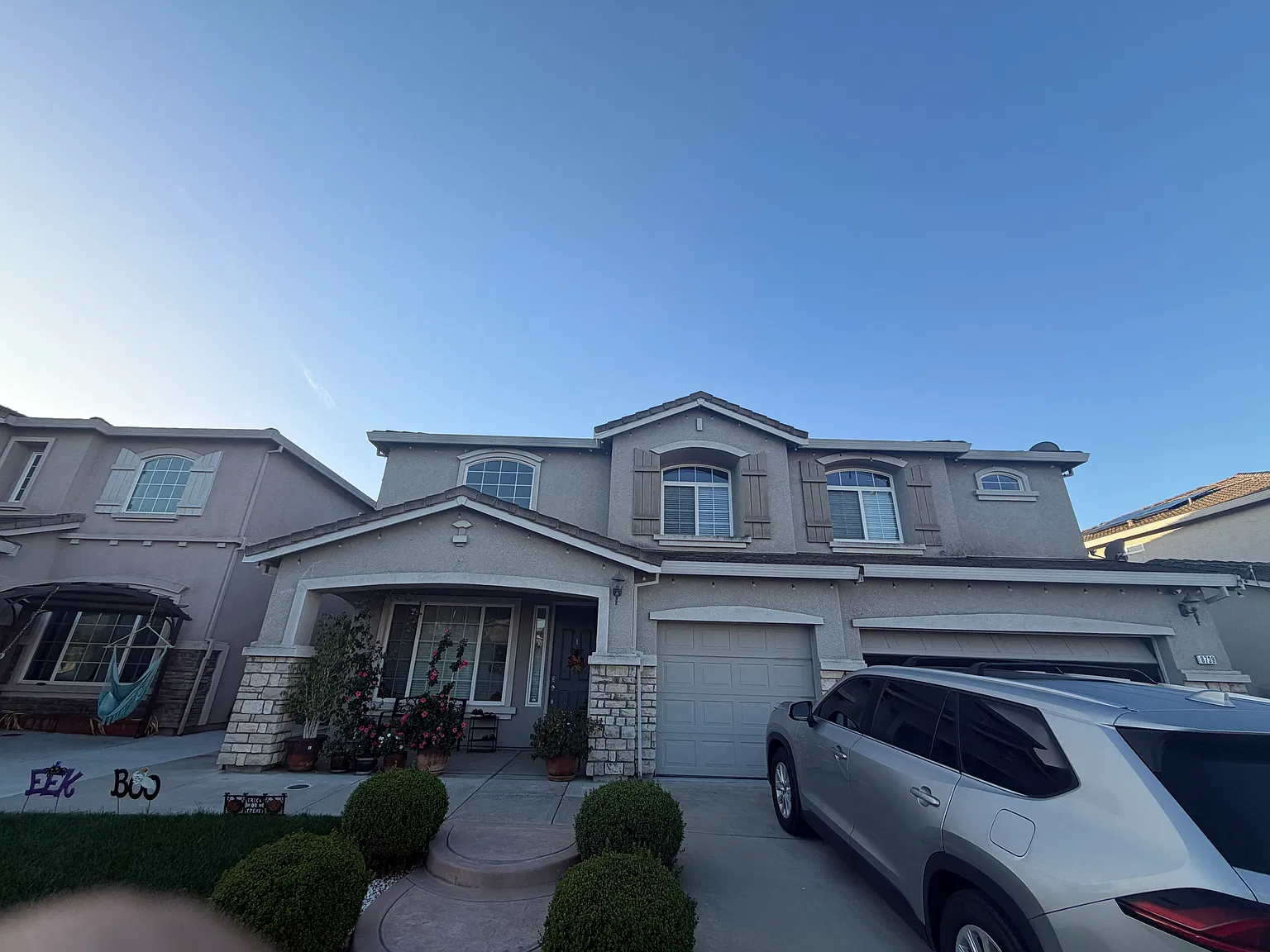 4 bed, 3018 sqft, $3,400 — Photo 4