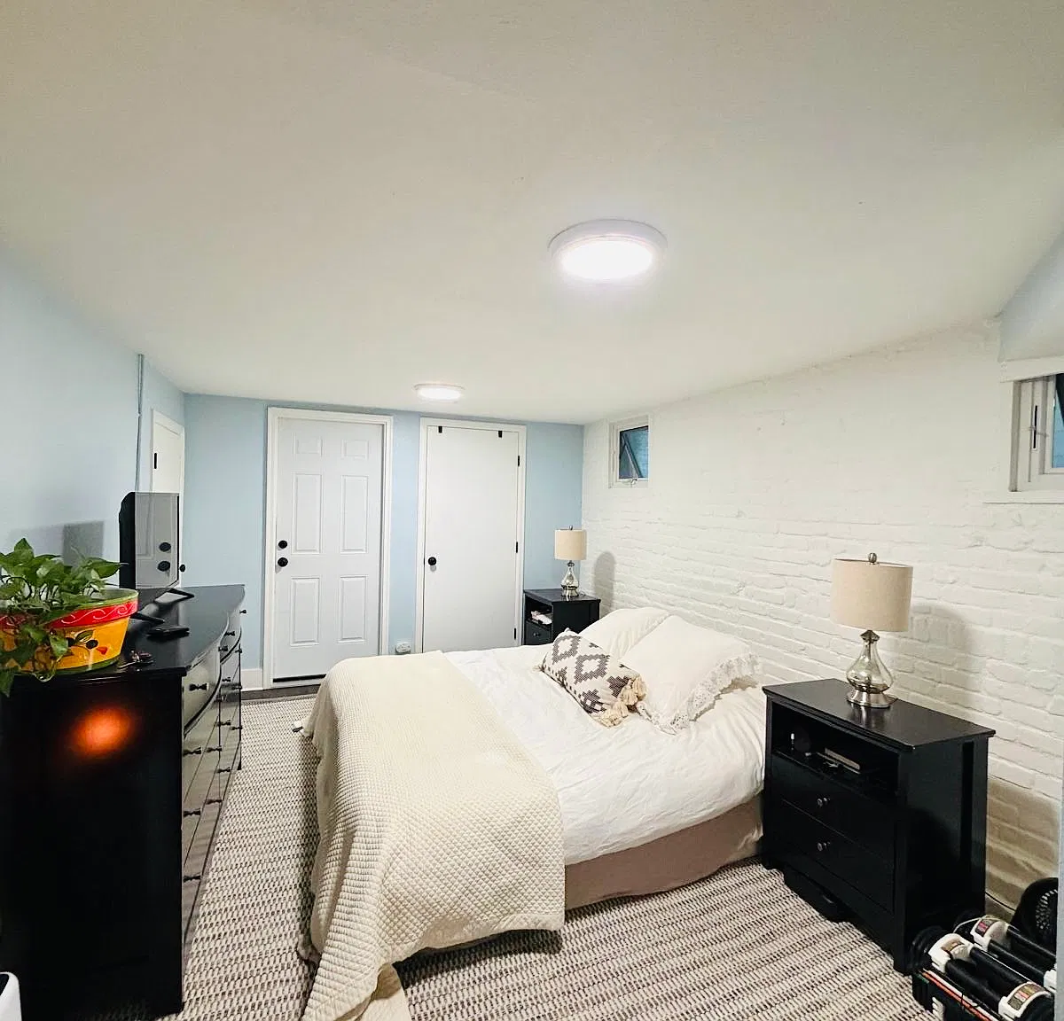 1 bed, 1000 sqft, $1,675 — Photo 4