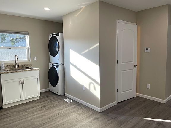 4th image of 603 E Beck St