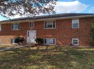 1014 E Lane St #A, La Monte, MO 65337