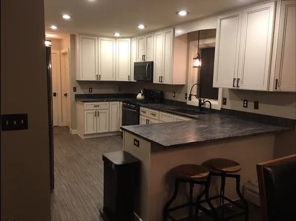 18920 Fillmore Dr, Goshen, IN 46528