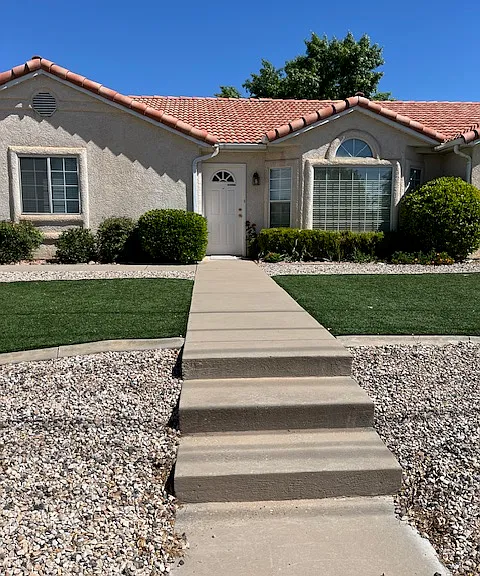 3 bedroom, 2 bath
Maintenance free yard
New carpet since pictures were taken
Close to the hospital and shopping