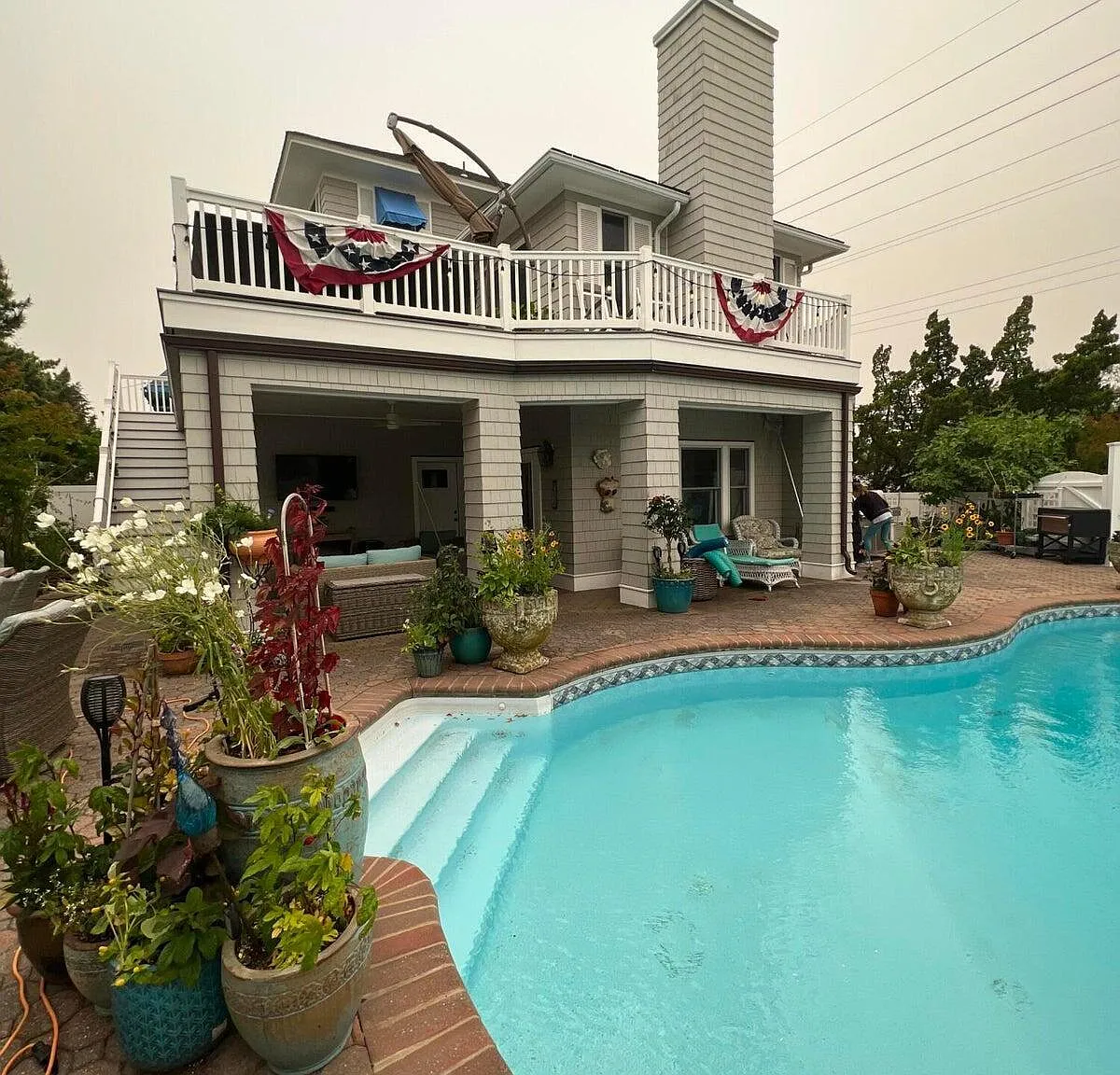 4 bed, 3.5 bath, 1997 sqft, $13,500 — Photo 1
