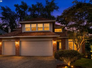 15566 SW 76th Ave, Tigard, OR 97224