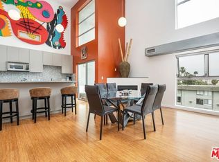 7062 Hawthorn Ave APT 305, Los Angeles, CA 90028