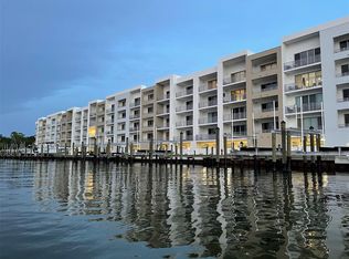 1709 Tamiami Trl #213, Sarasota, FL 34234