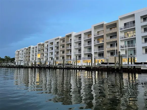 1709 Tamiami Trl, Sarasota, FL