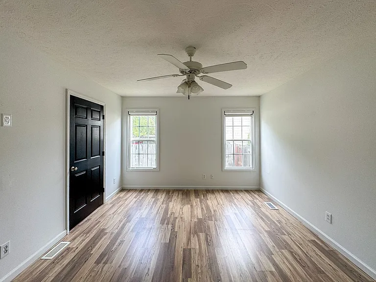 4214 Harbin Walk Ln — Photo 9