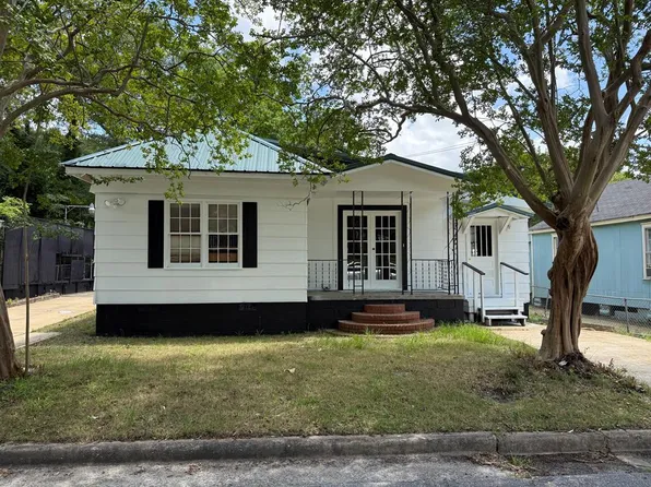 1509 12th St, Phenix City, AL 36867