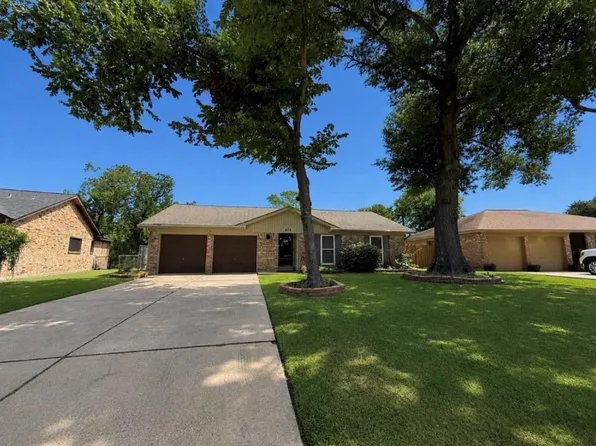 670 Fawn Dr, Houston, TX 77015
