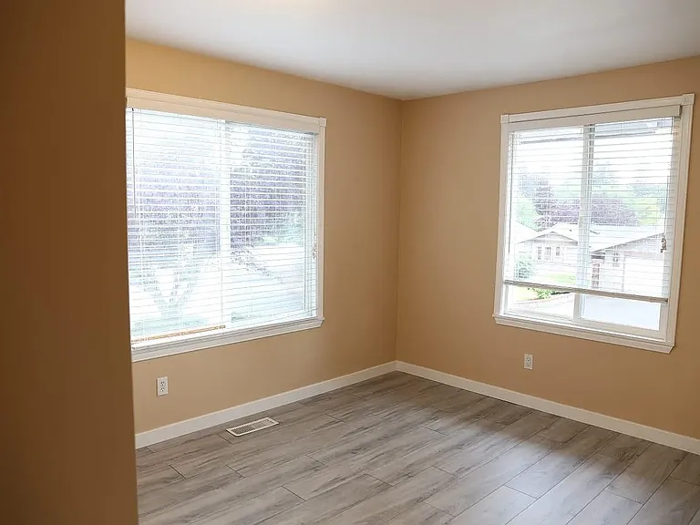32230 25th Ave SW — Photo 10