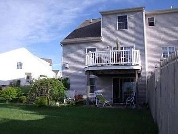 2nd image of 23 Paddlewheel Ct