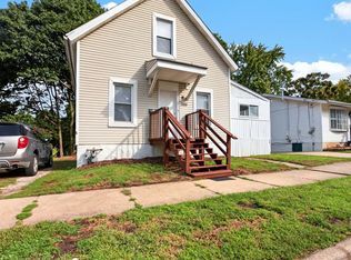 1205 W Taylor St, Bloomington, IL 61701