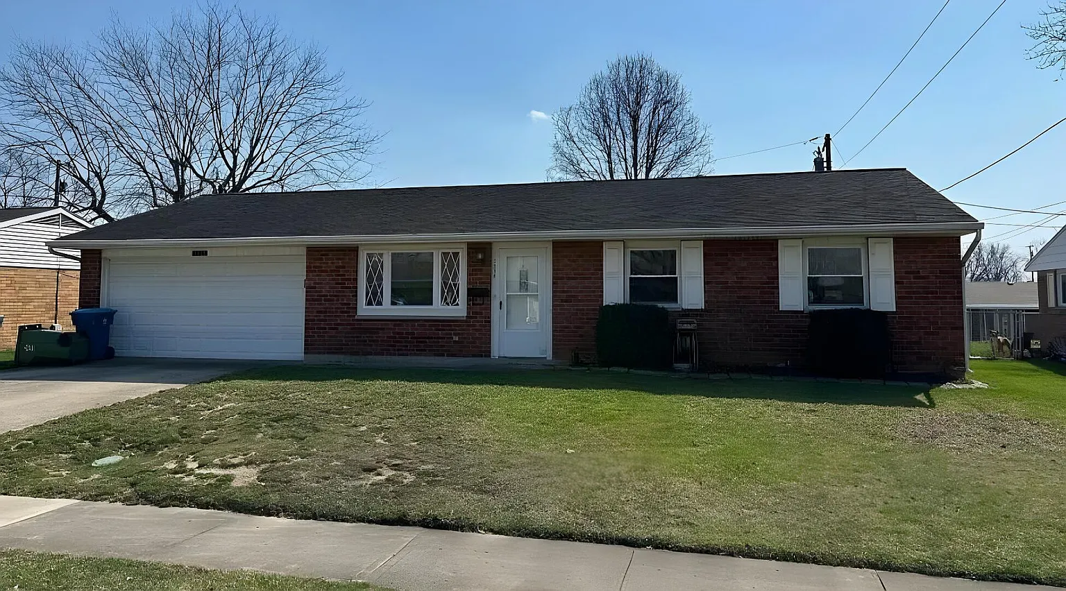 1515 Sandlewood Pl photo 1