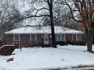 13201 Spring St, Grandview, MO 64030