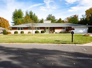 524 Mallard Dr, East Alton, IL