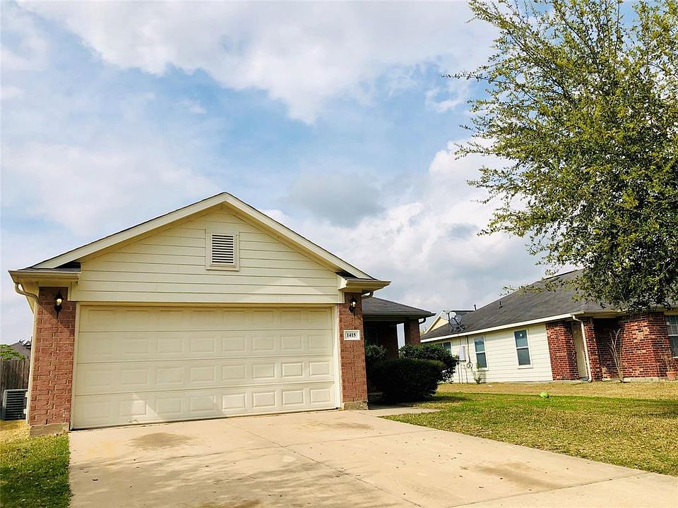 1st image of 1415 Heath Cote Ln