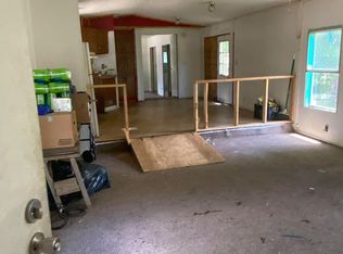 104 Frisco St, Wister, OK 74966