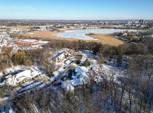 1989 Dwight Ln, Minnetonka, MN 55305