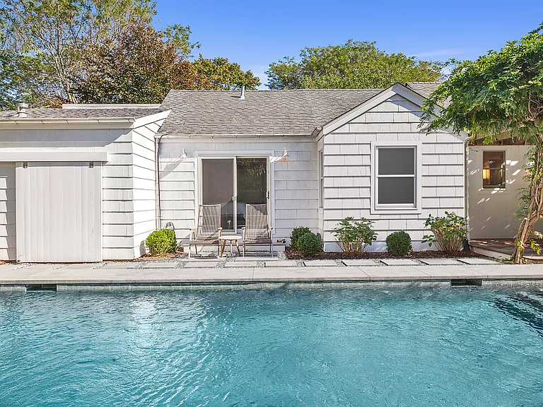 33 Osborne Ln — Photo 30