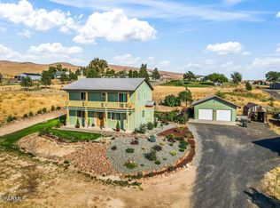 320 Clemans View Rd, Selah, WA 98942