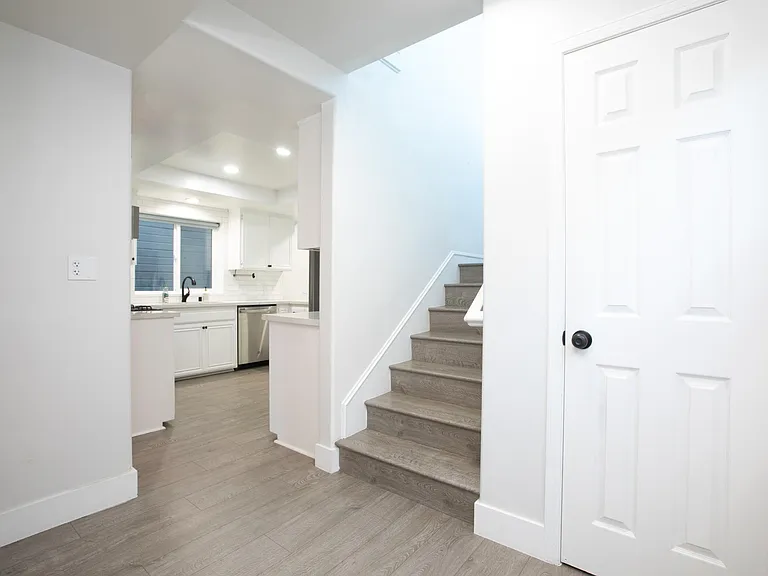 14929 Grevillea Ave — Photo 15