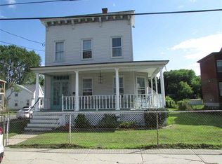 9 Aiken Ave, Rensselaer, NY 12144