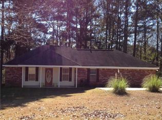107 Wynndale Lake Rd, Terry, MS 39170