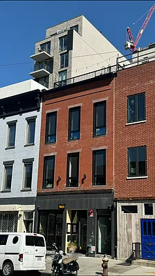 Rented by Michal Kuras, LREB | media 15