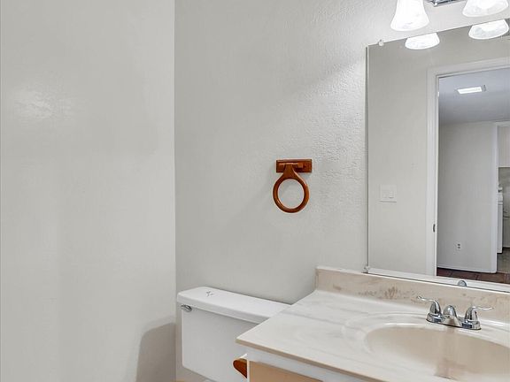 5th image of 2208 W LINDNER Avenue #31