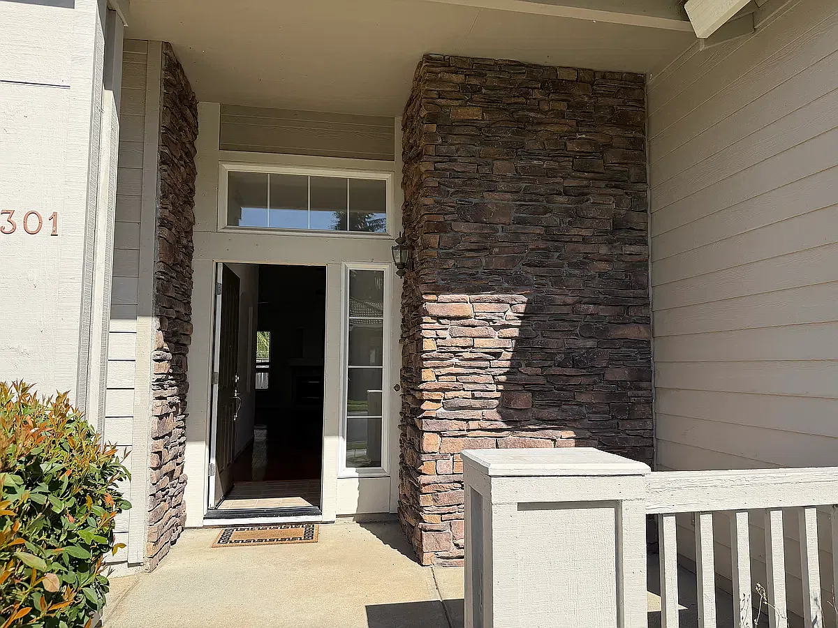 3 bed, 1507 sqft, $2,800 — Photo 2
