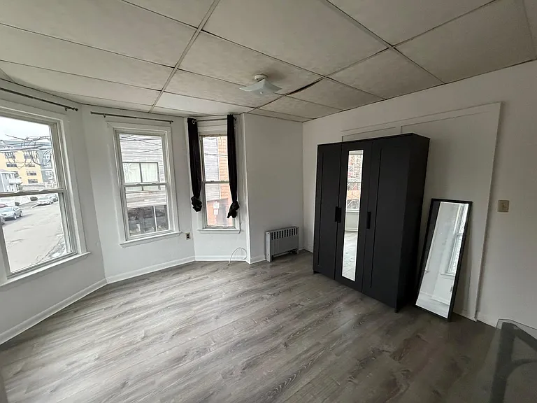 28 Orleans St #2A — Photo 2