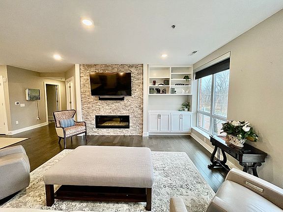 2nd image of 95 N Riverview St Unit 213
