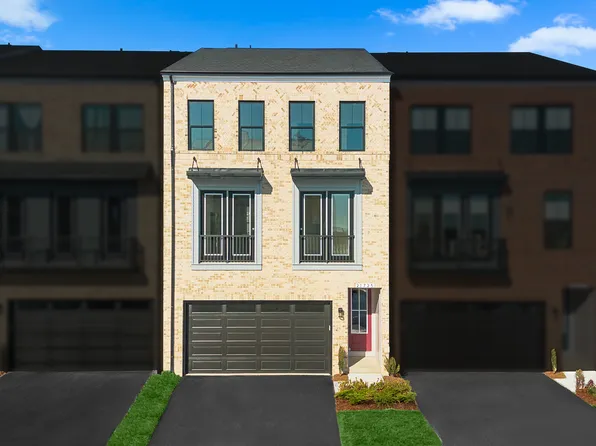 21725 Charing Cross Ter, Ashburn, VA 20148