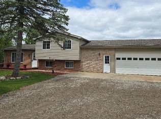 12070 Rattalee Lake Rd, Davisburg, MI 48350