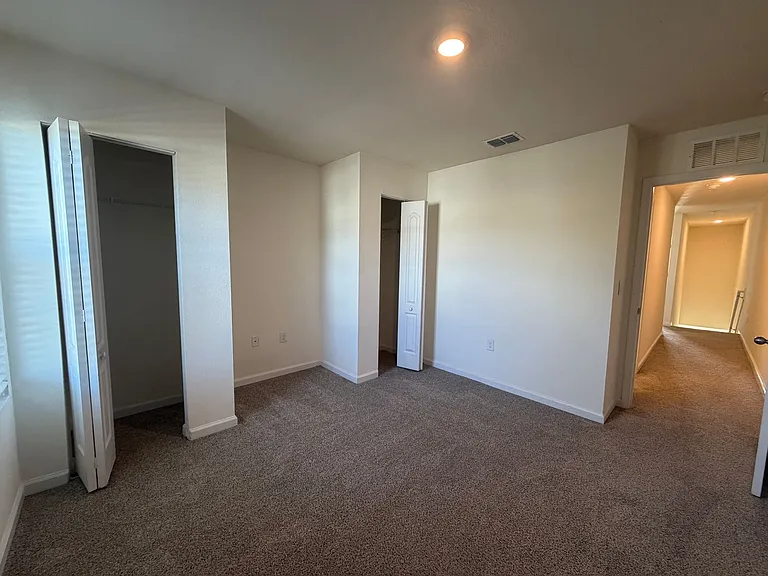 35 Oarsman Crossing Dr — Photo 10