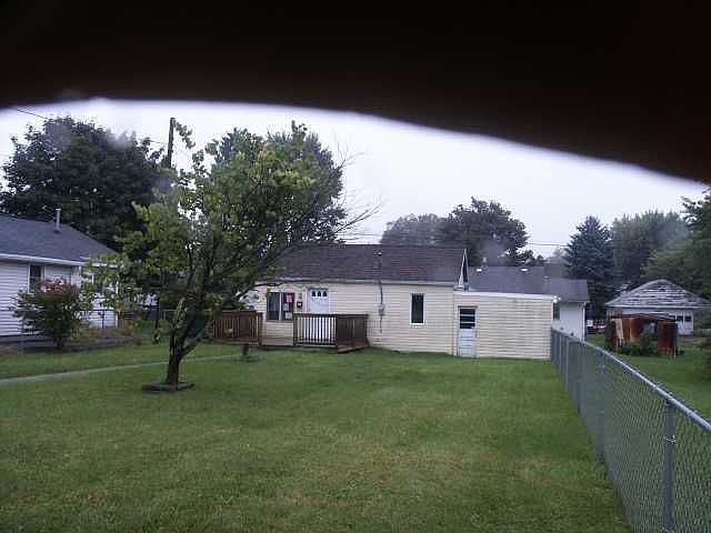 1st image of 895 Garfield Ave
