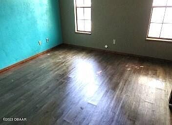 5th image of 1016 Indian Oaks E