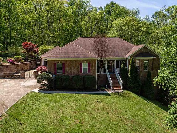 4th image of 117 Anna Kathryn Dr