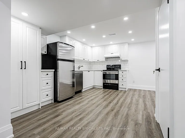12 Deeth Dr #BASEMENT — Photo 9