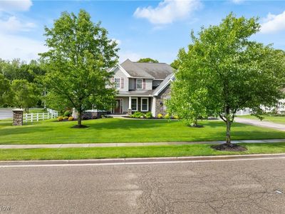 574 Byberry Dr NE, Hartville, OH, 44632
