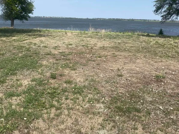 40454 S Shore Rd, Huron, SD 57350