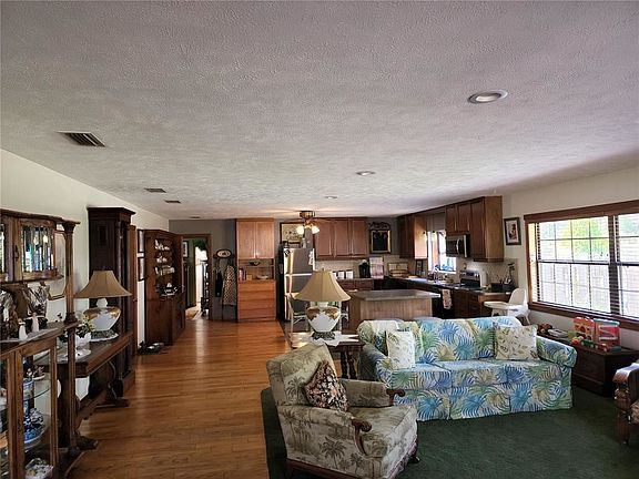 5th image of 6030 Avenue B
