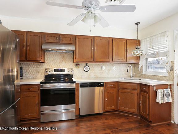 5th image of 1078A Argyll Cir