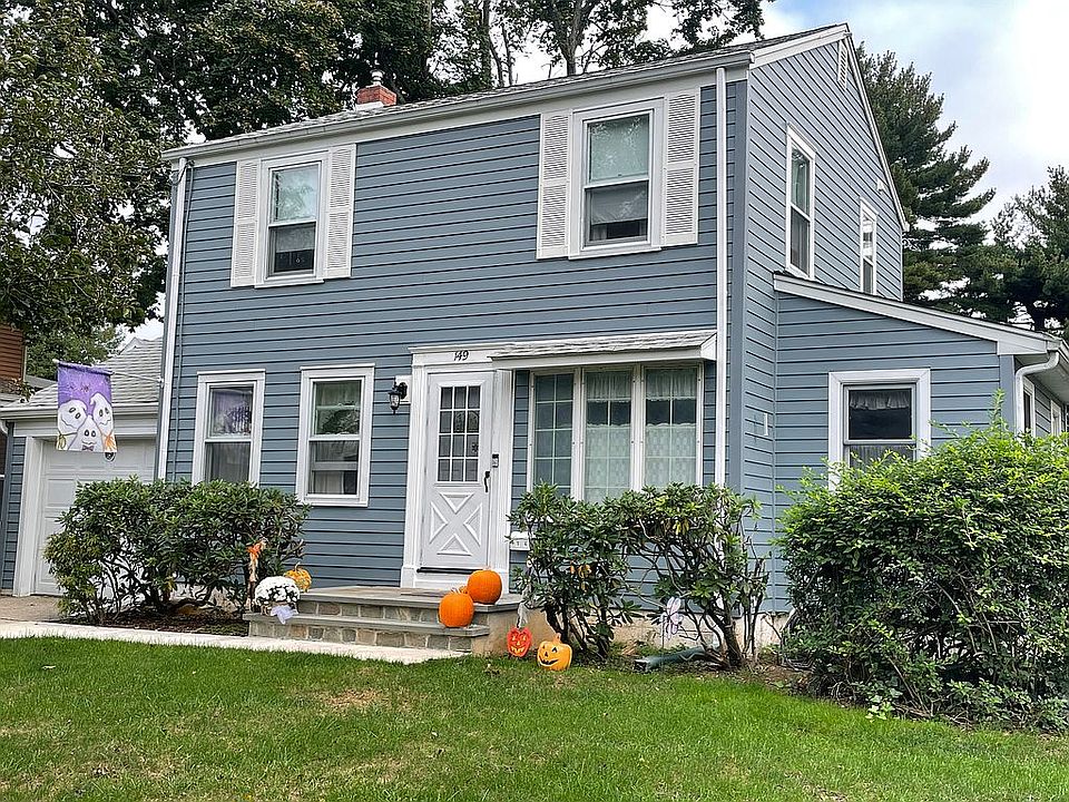 New Hardie siding and porch