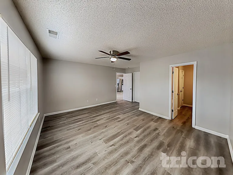 61 Bluebead Ct — Photo 9
