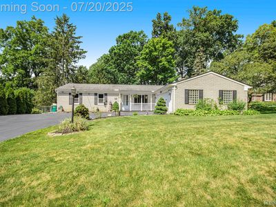 3172 Branch Ct, Wixom, MI, 48393
